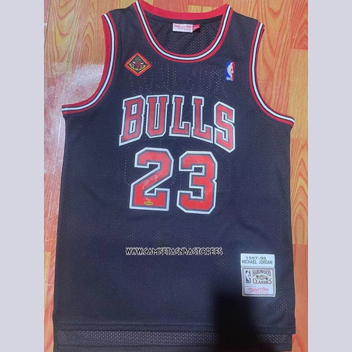 Michael Jordan NO 23 Camiseta Chicago Bulls Mitchell & Ness 1997-98 Negro